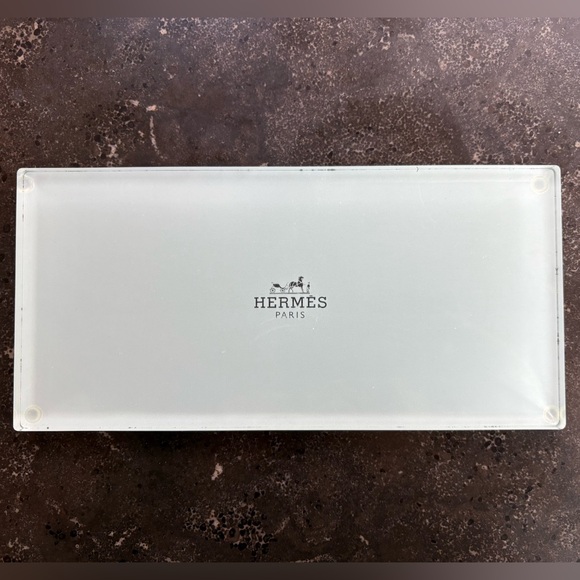 Hermès Frosted Glass Very Pale Green Tray with Silver Accents - Picture 11 of 13